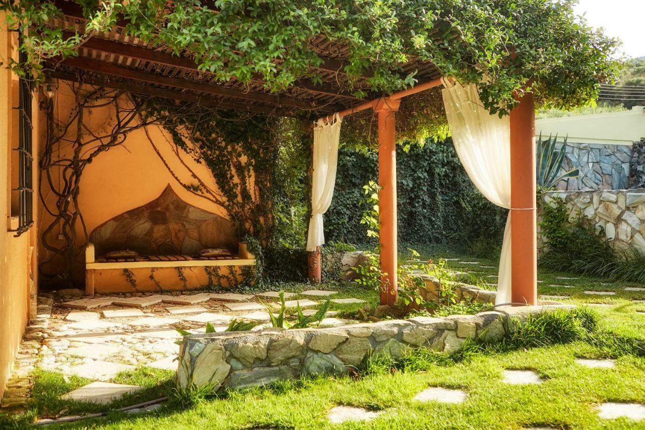 Dm Elegant And Charming Villa Foinikia  Luaran gambar